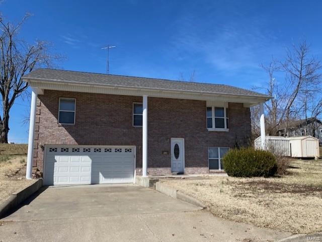 332 N School Property Photo 1