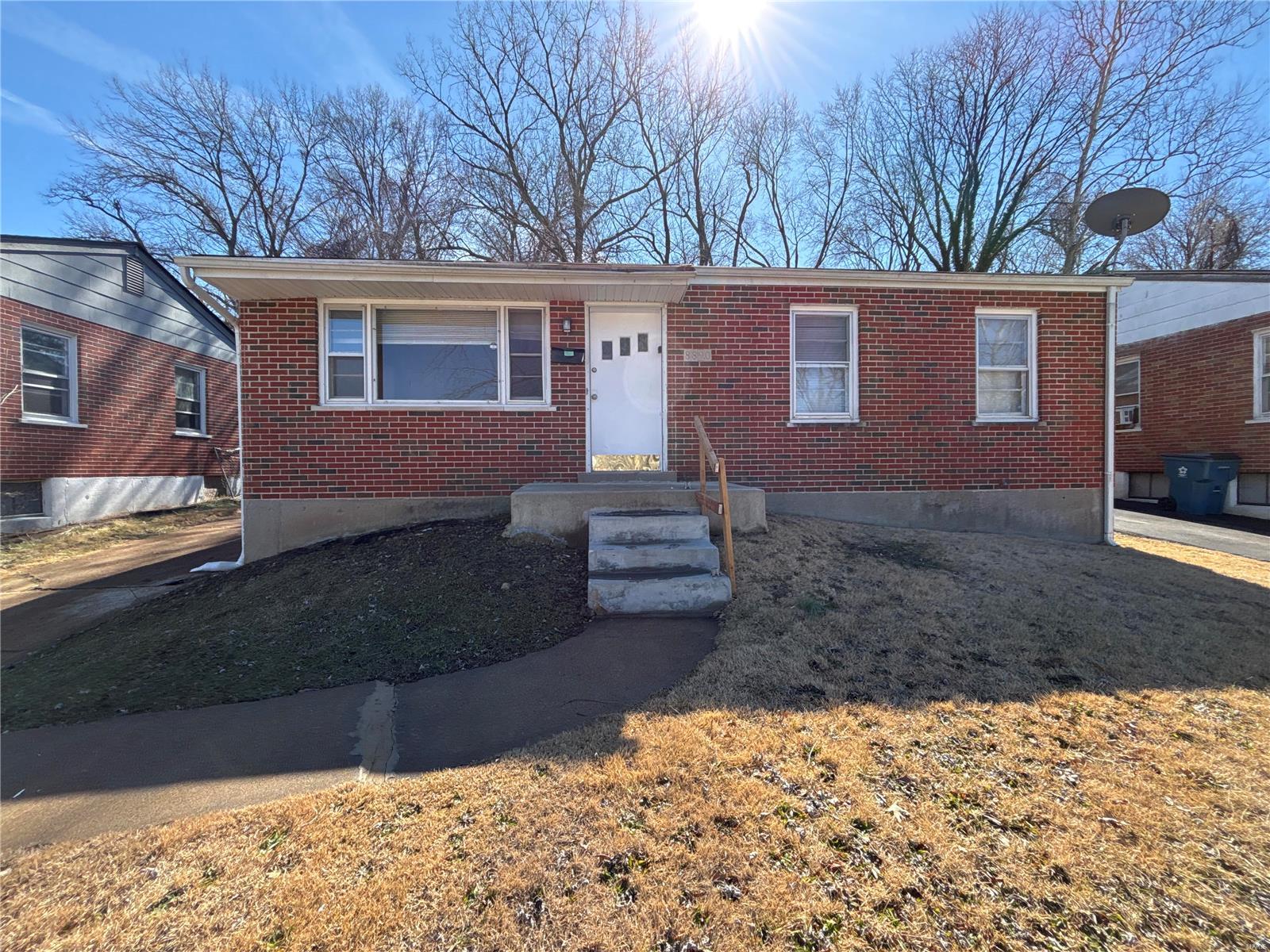 8890 Saint Cyr Drive Property Photo 1