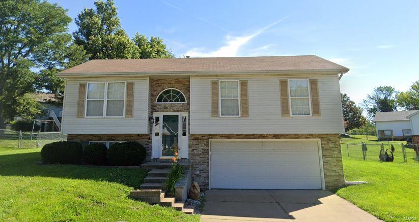 123 Crystal Meadow Drive Property Photo 2