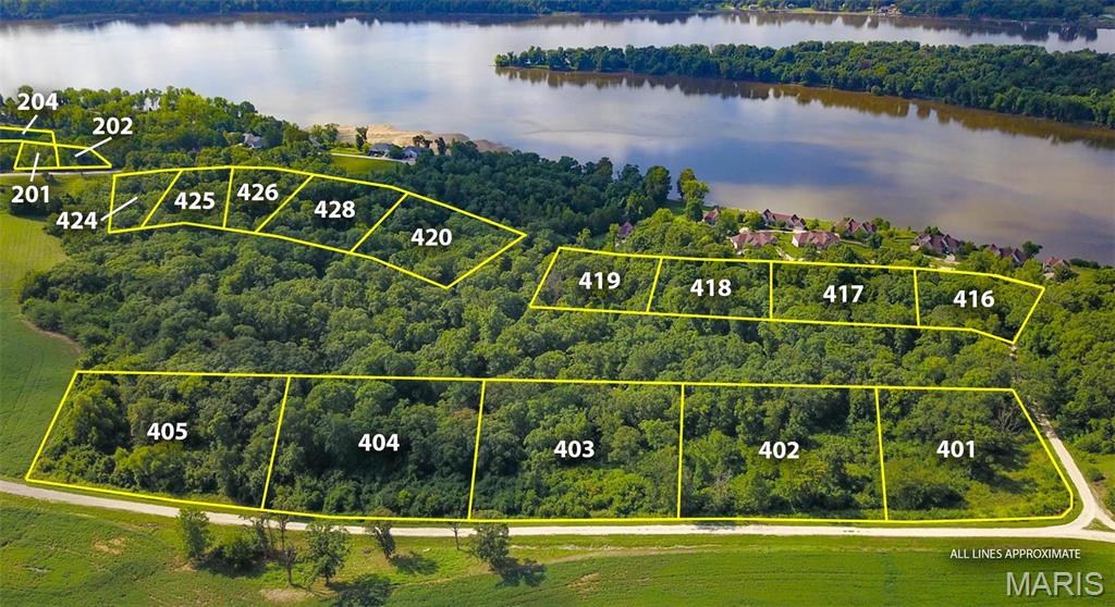403 Winneberg Road Property Photo 3