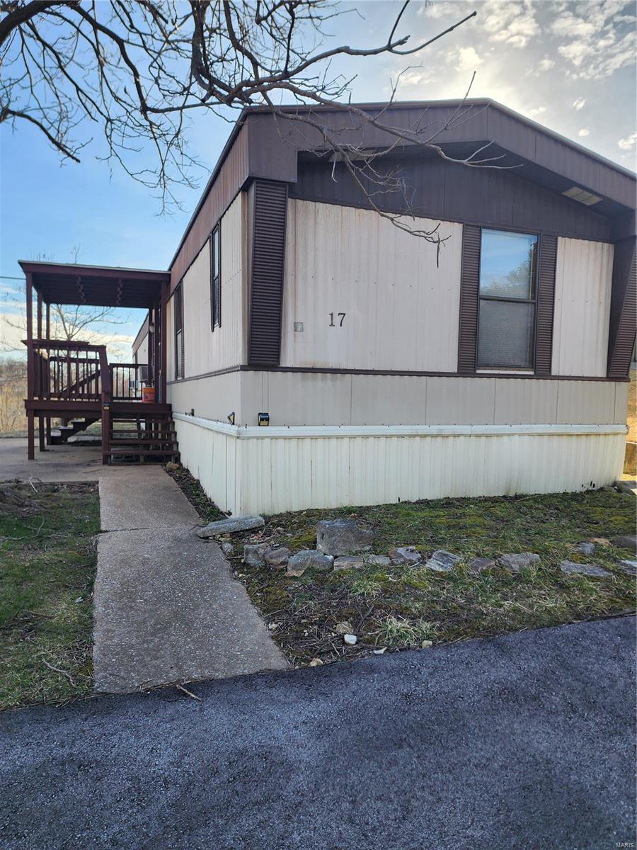 17 Fox Creek Lane Property Photo 1