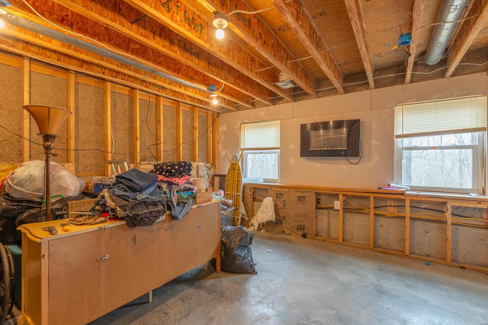 9911 State Route C Property Photo 40