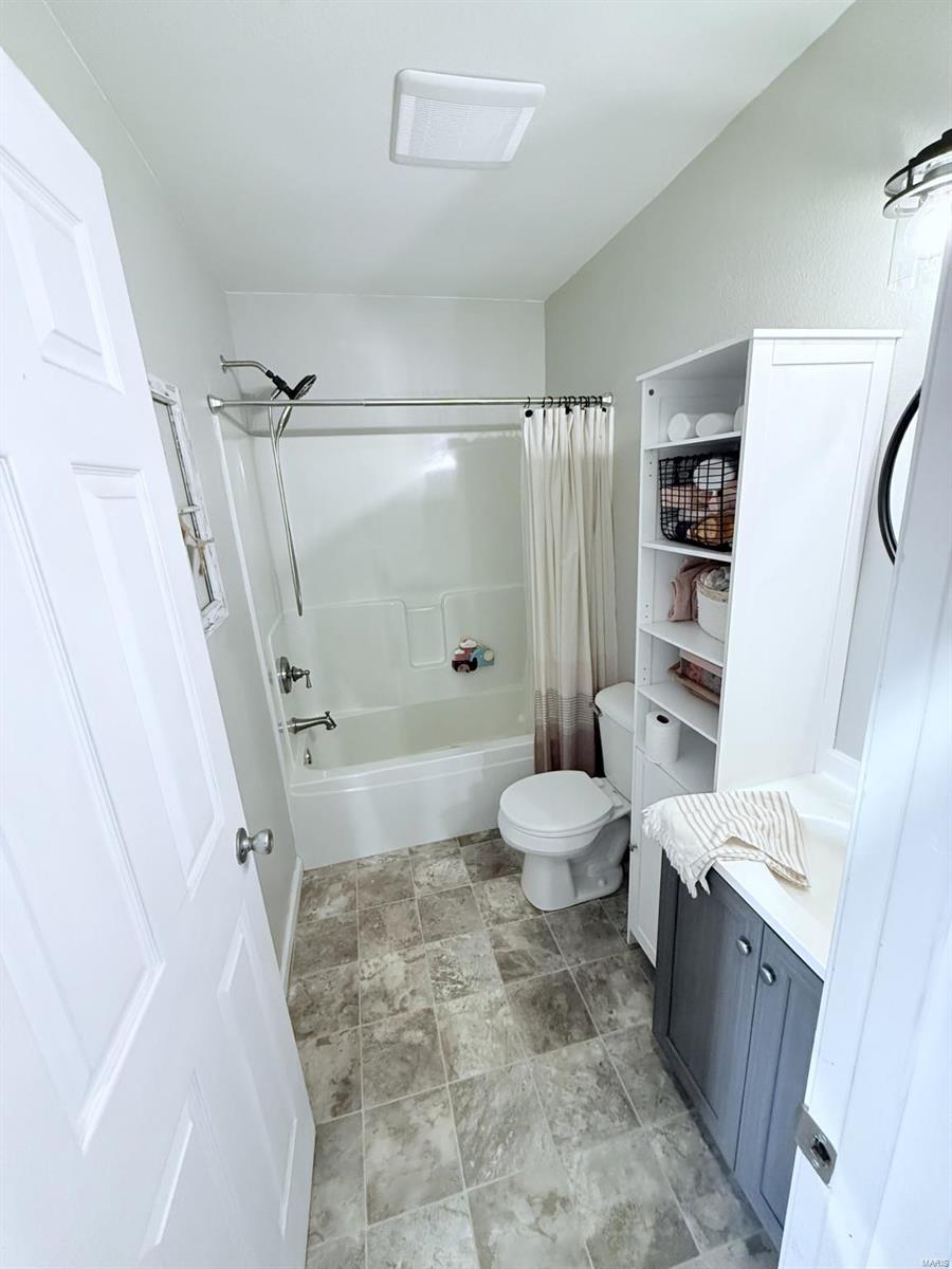 1808 Minda Rae Court Property Photo 26