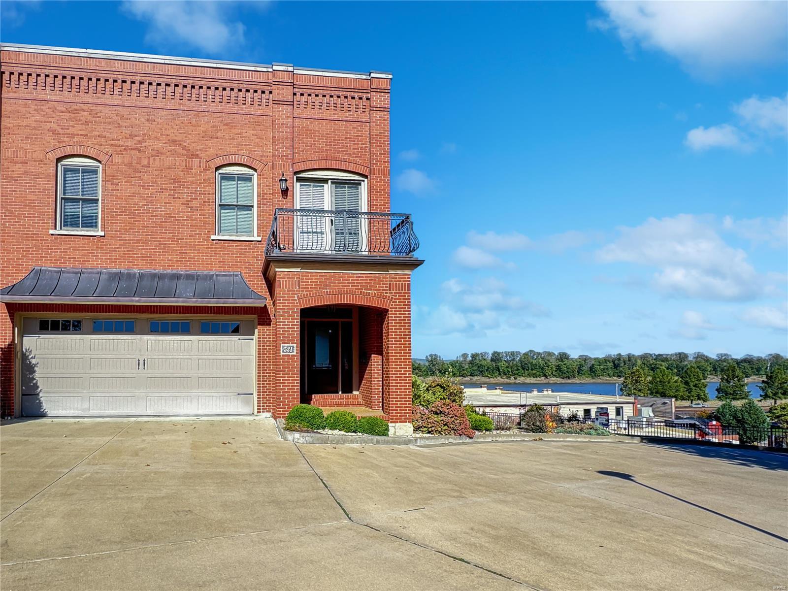 521 Rhine River Lane Property Photo 1