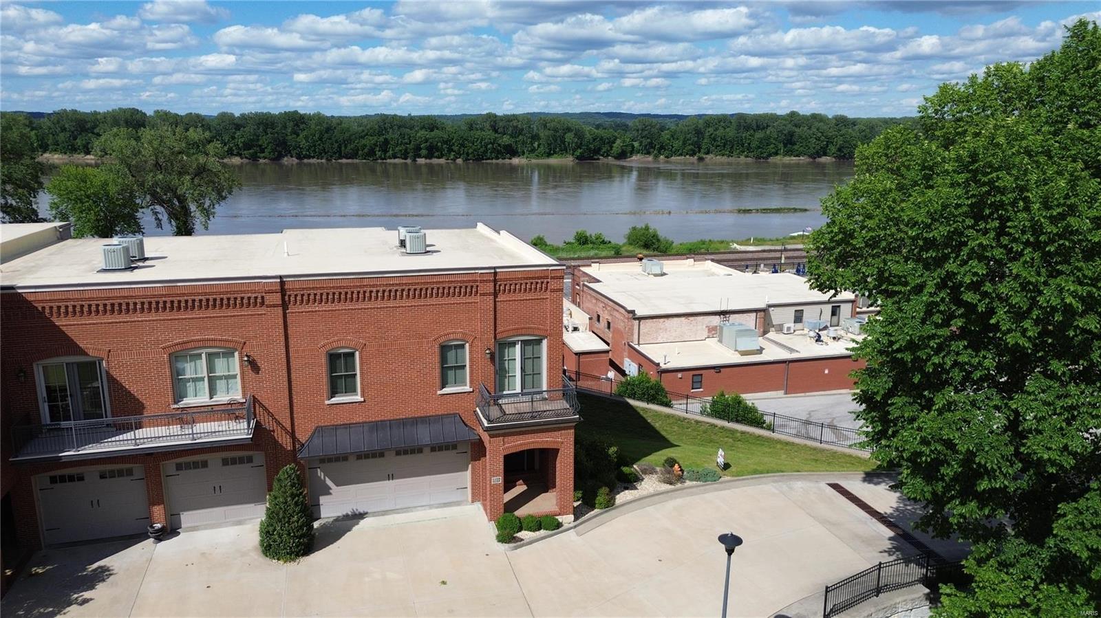 521 Rhine River Lane Property Photo 38