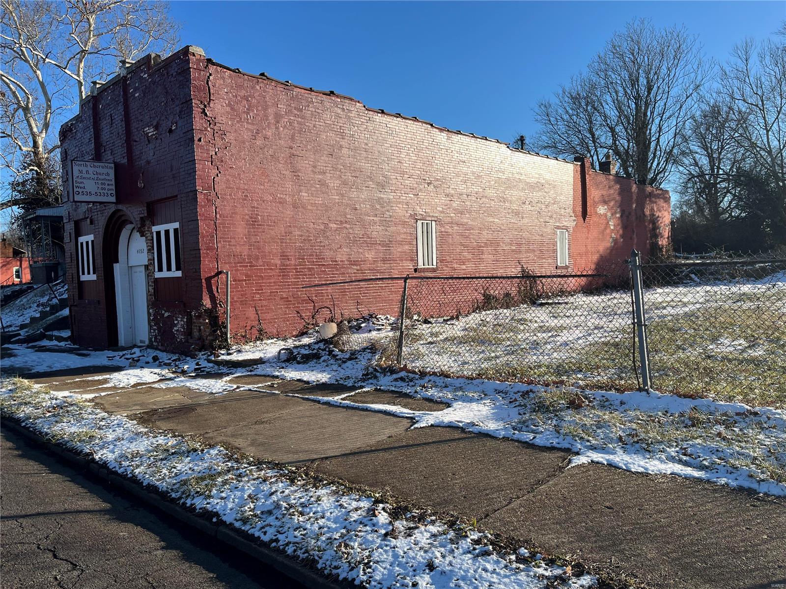4654 Saint Louis Avenue Property Photo 3