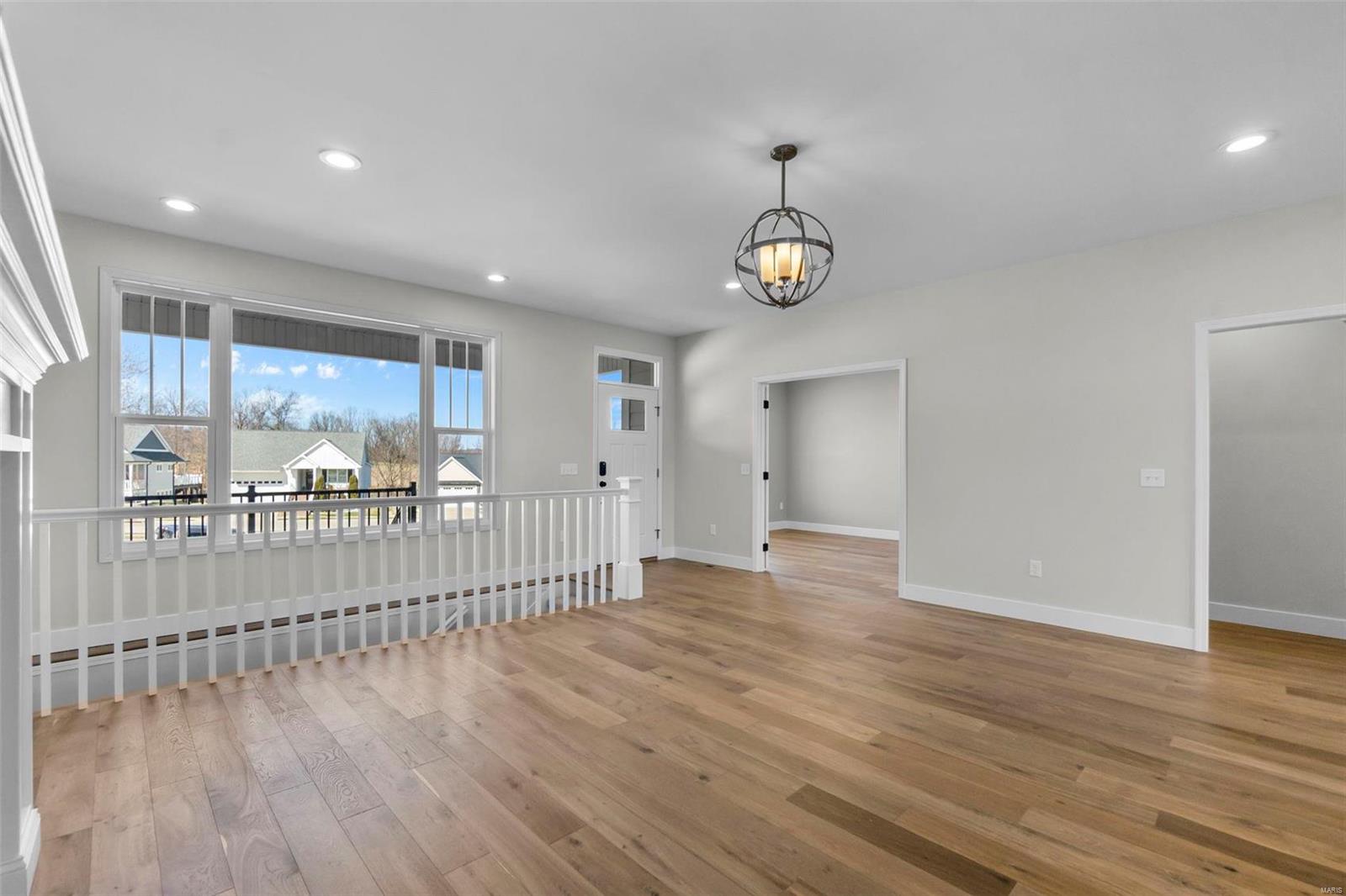 2658 Walden Boulevard Property Photo 9