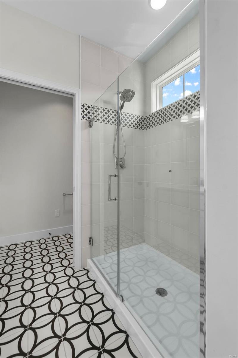 2658 Walden Boulevard Property Photo 22