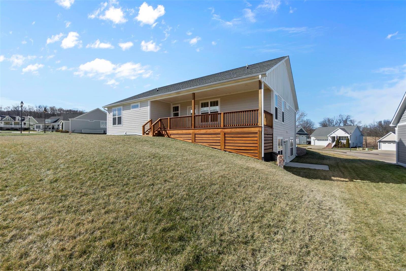 2658 Walden Boulevard Property Photo 40