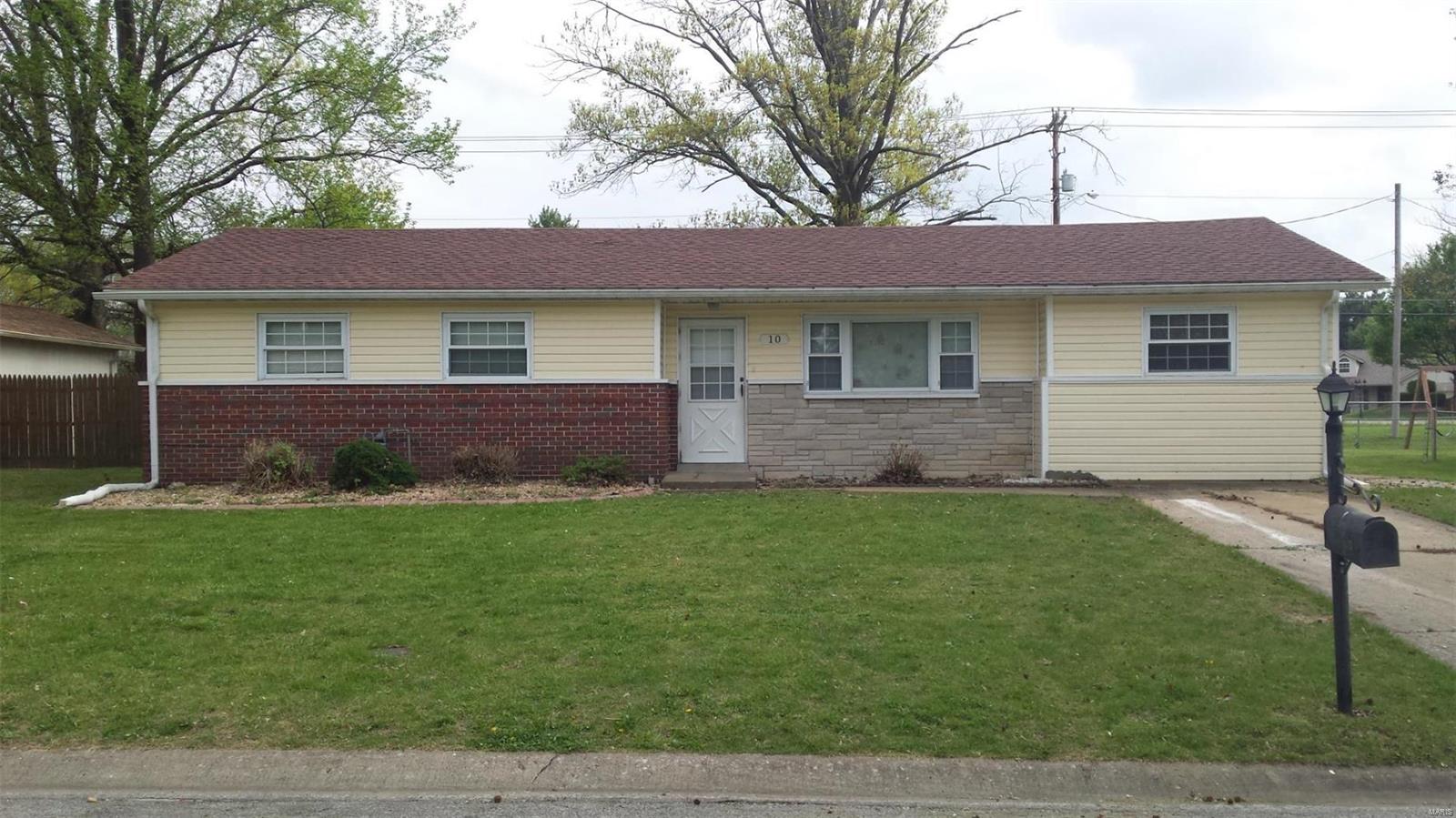 10 Woodhaven Court Property Photo