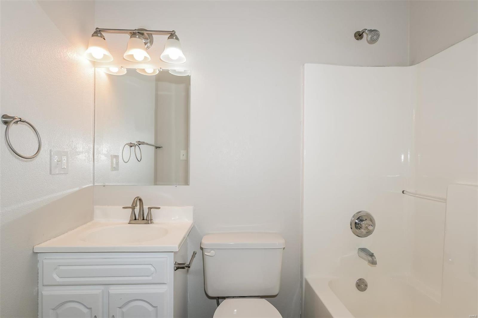 904 Summit Street Property Photo 11