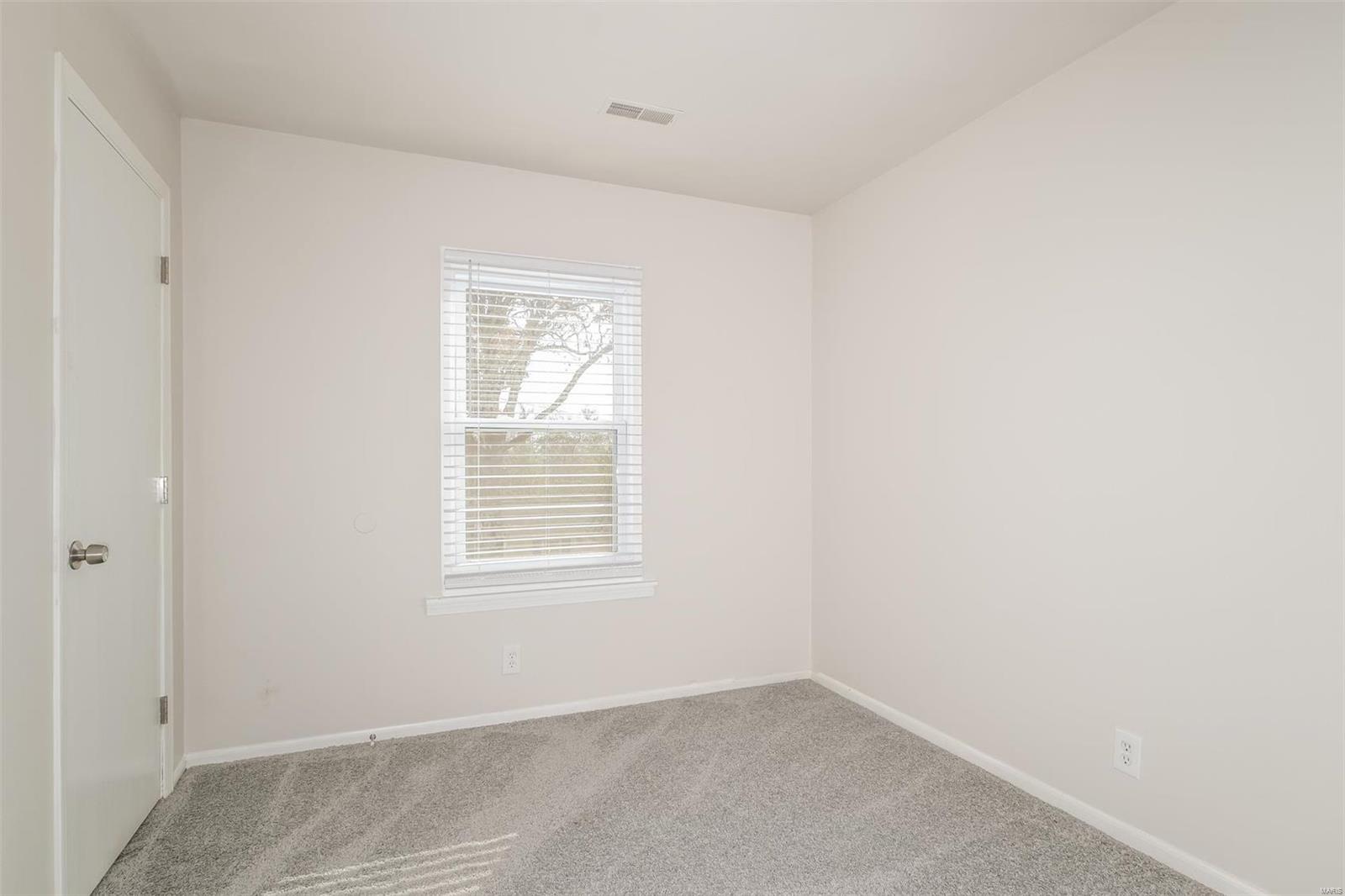 904 Summit Street Property Photo 12