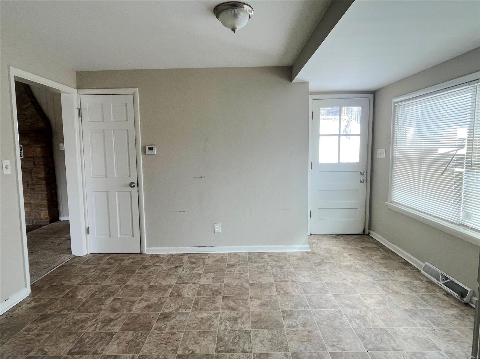 1841 Opeechee Beach Road Property Photo 7