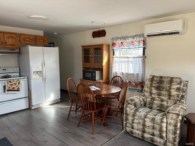 877 Watts Acres Road Property Photo 5