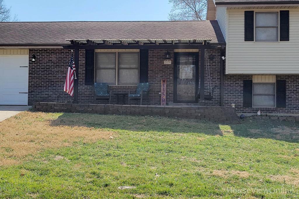 2579 Magnolia Avenue Property Photo 4