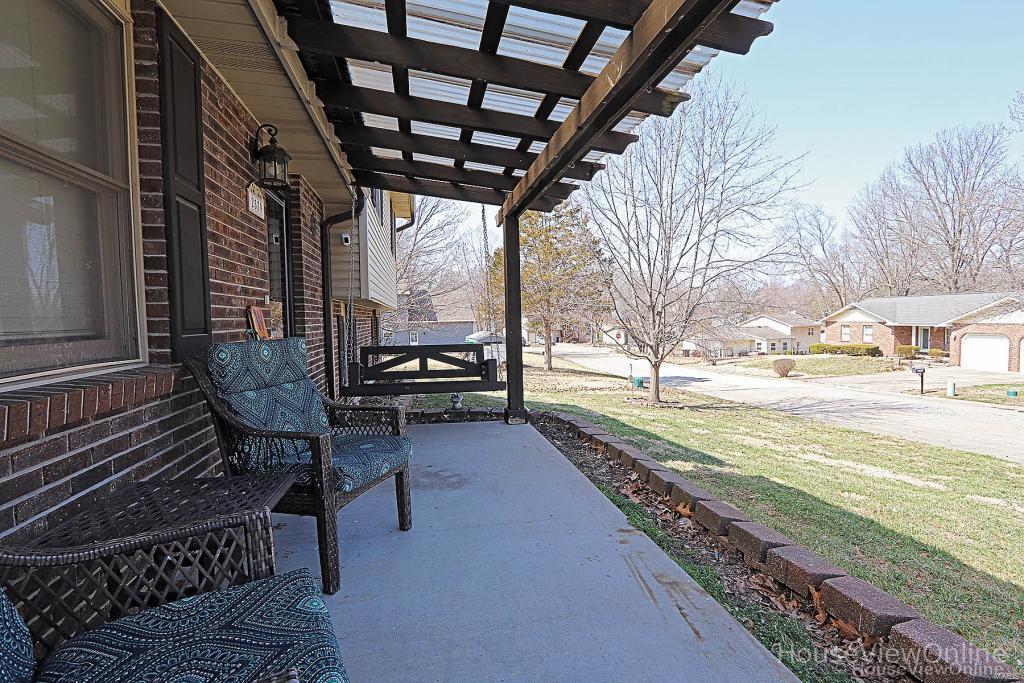 2579 Magnolia Avenue Property Photo 5