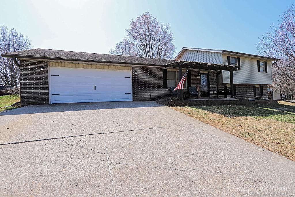 2579 Magnolia Avenue Property Photo 6