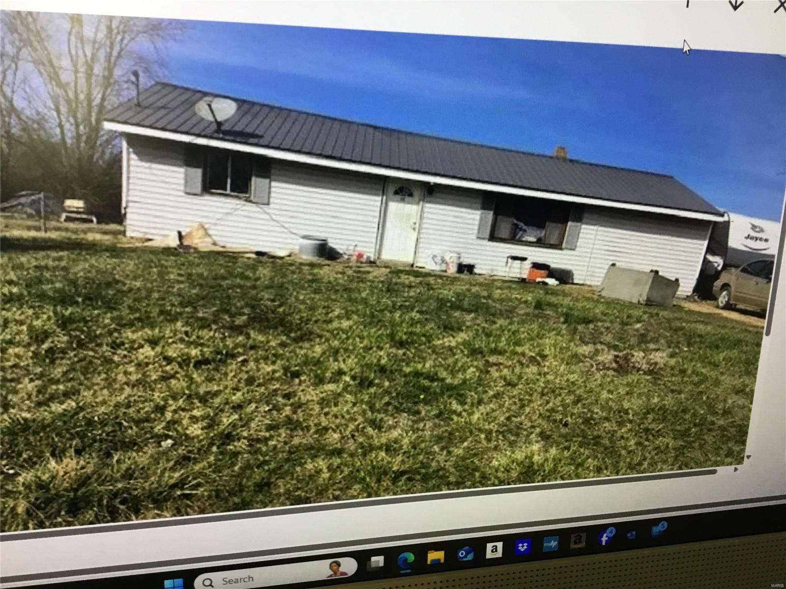 1 Center Point Property Photo