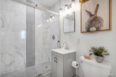 4466 W Pine Boulevard 8e Property Photo 16