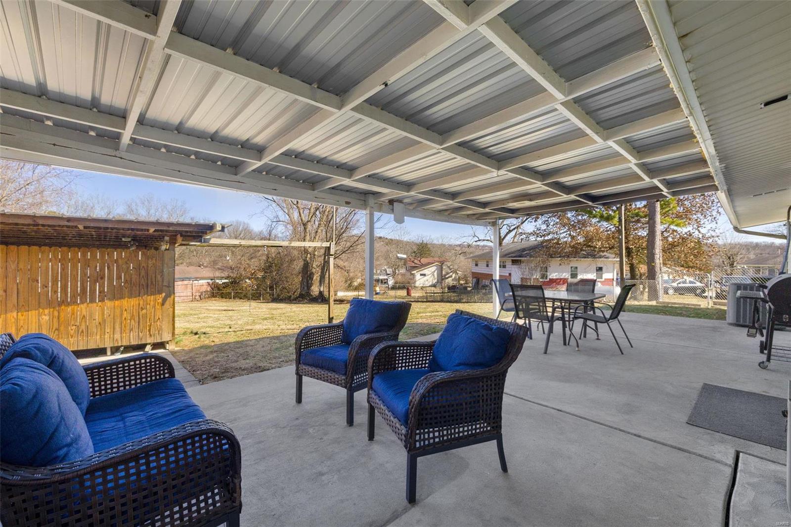 3726 Terrace Drive Property Photo 4