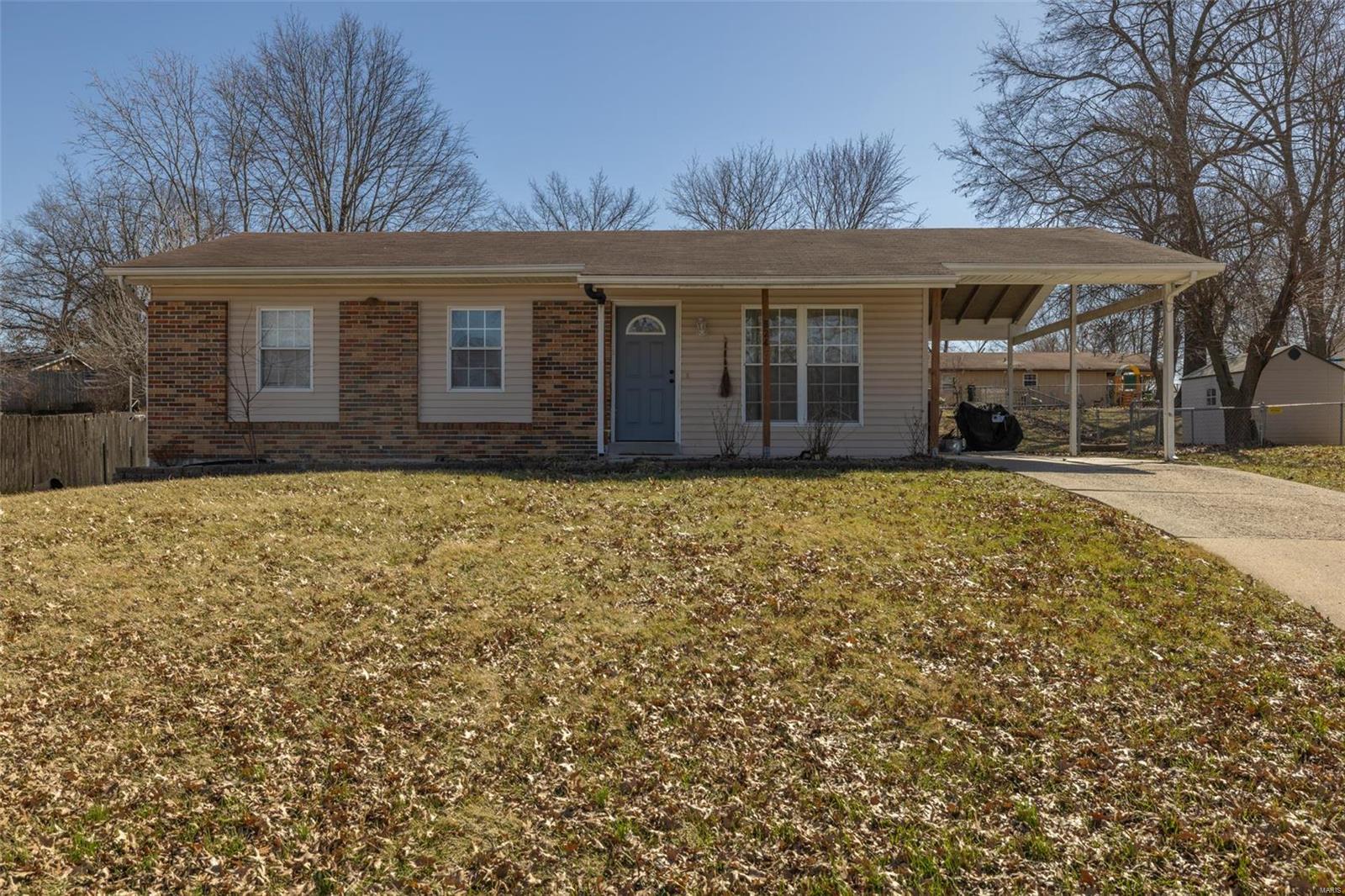 824 Sommerset Drive Property Photo 1