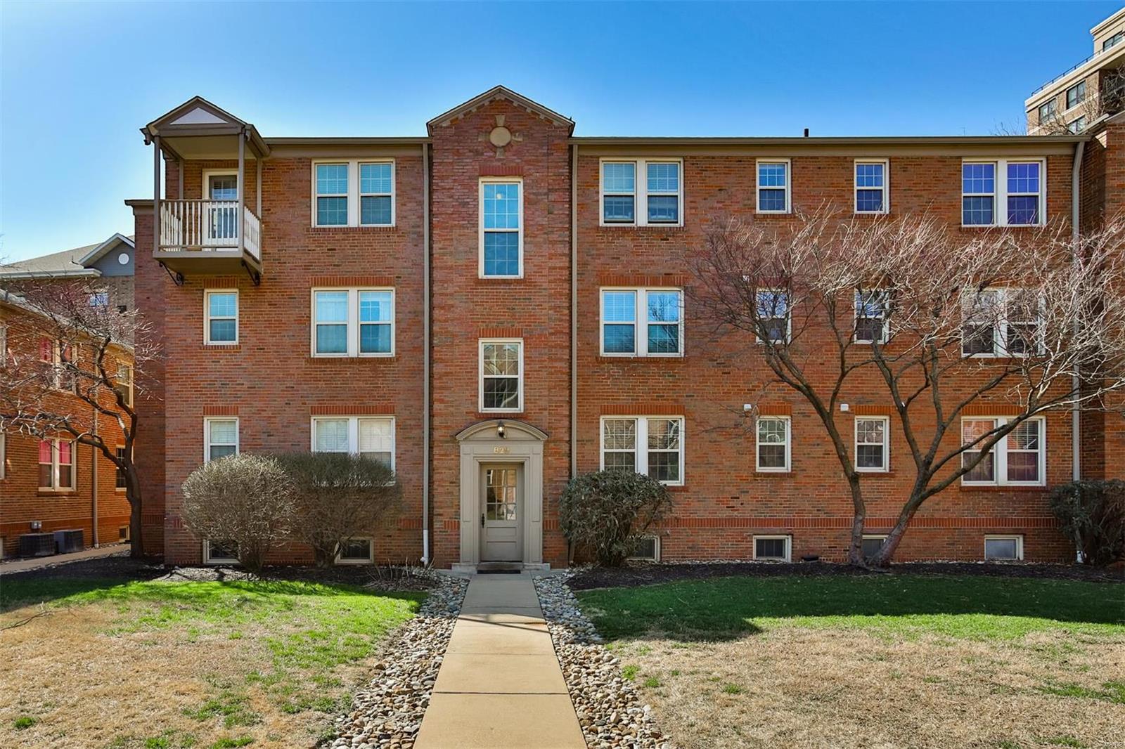 829 Westwood Drive 3e Property Photo 1