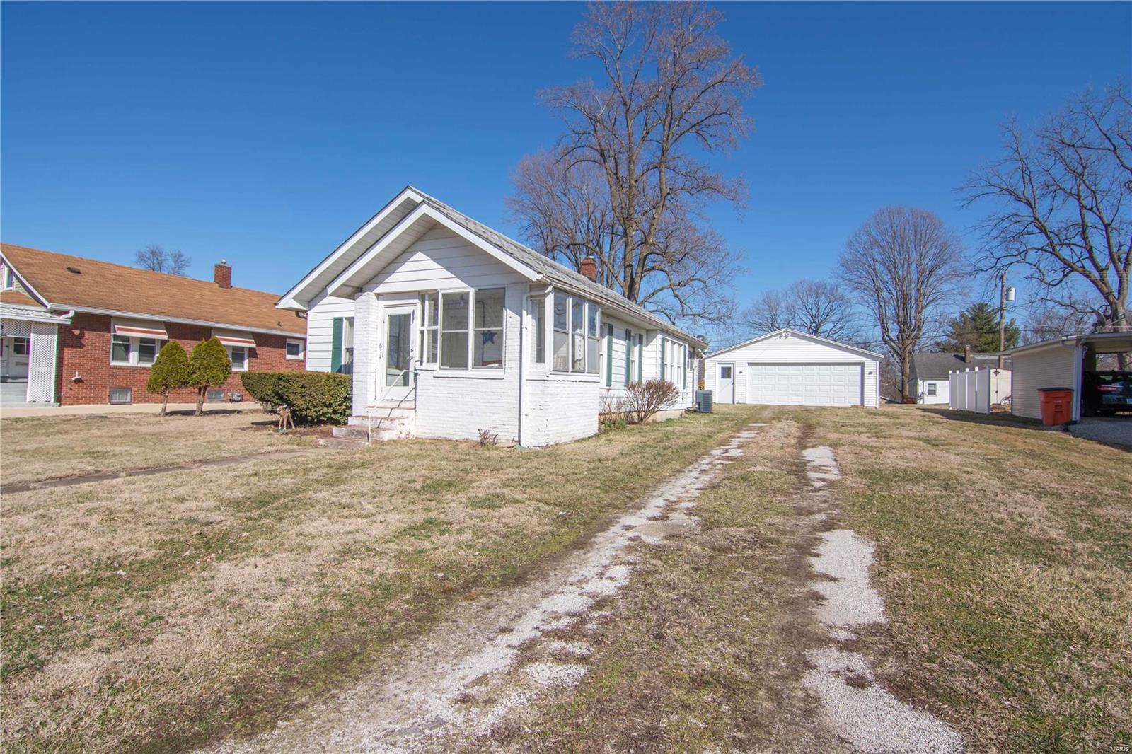 614 N 1st Street Property Photo