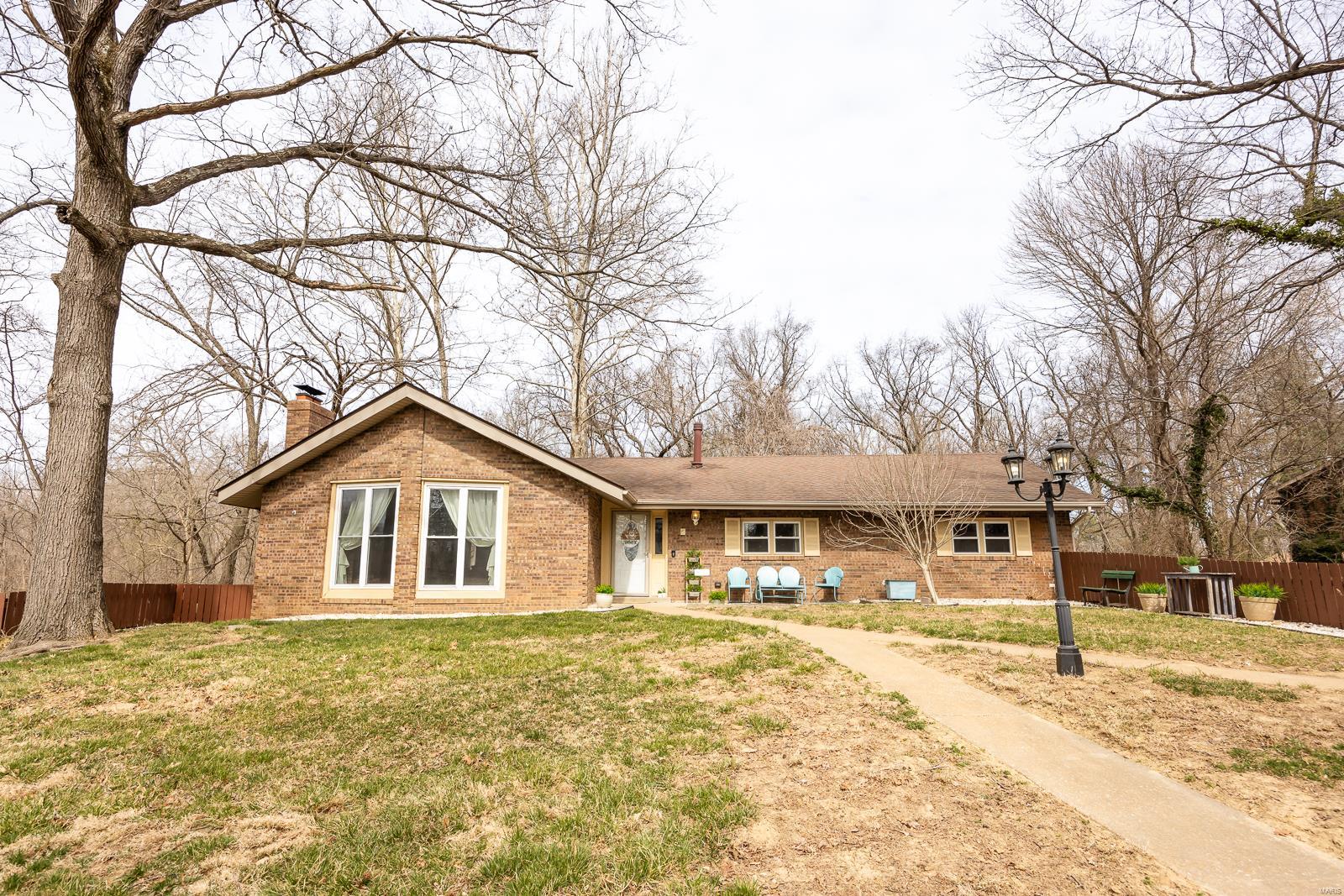 1254 Pin Oak Lane Property Photo 1