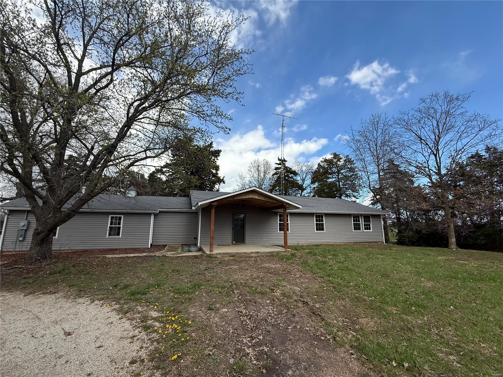 221 Highway Cc Property Photo