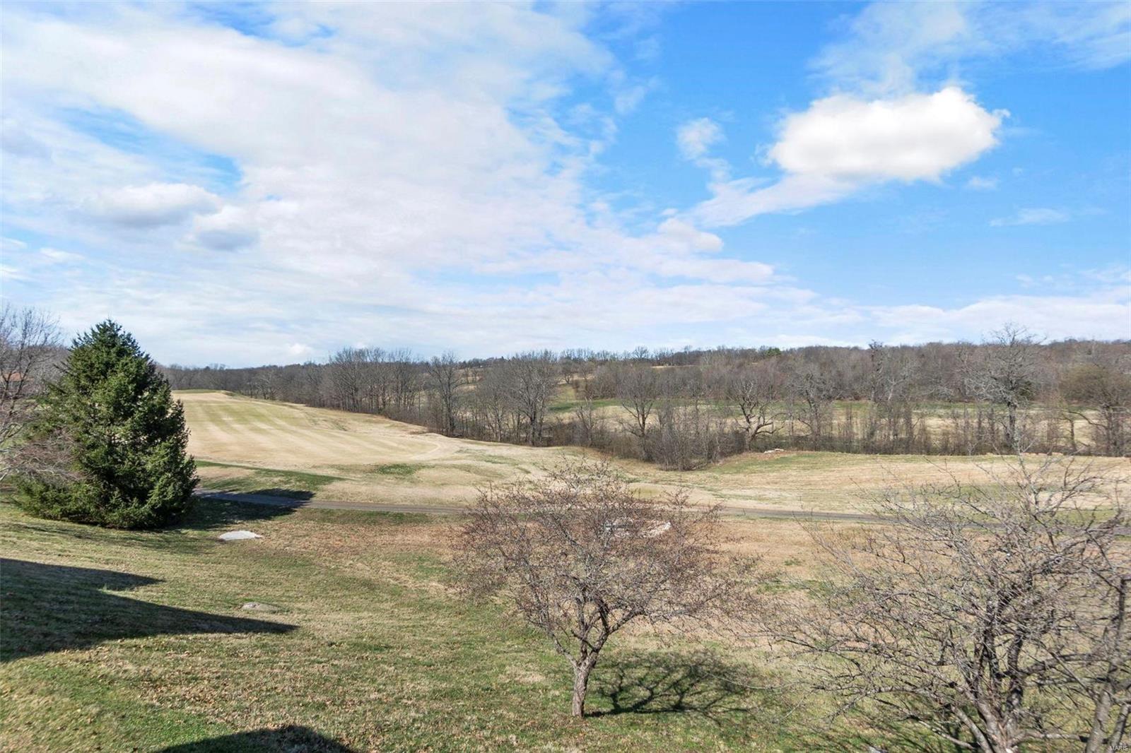 2218 Bent Creek Drive Property Photo 11