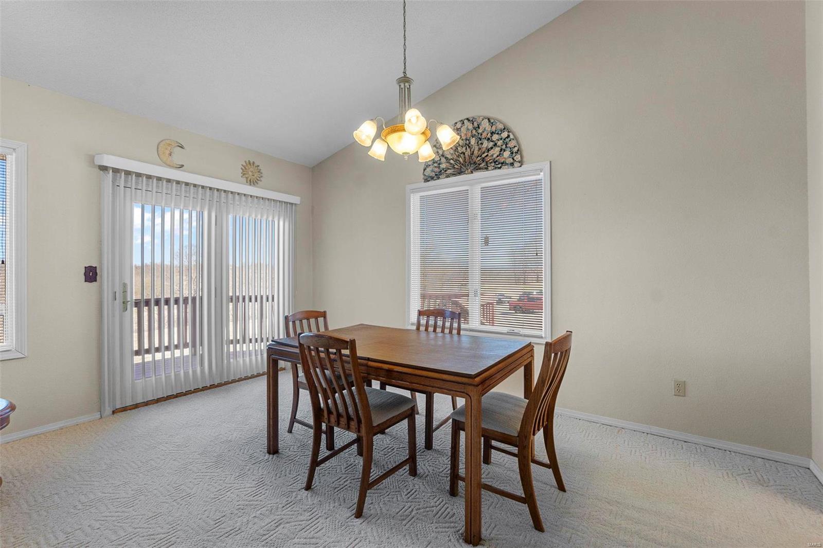 2218 Bent Creek Drive Property Photo 18