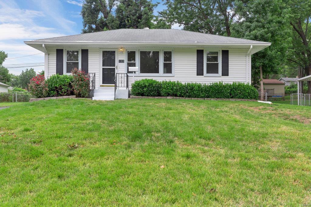 132 Elmdale Court Property Photo 1