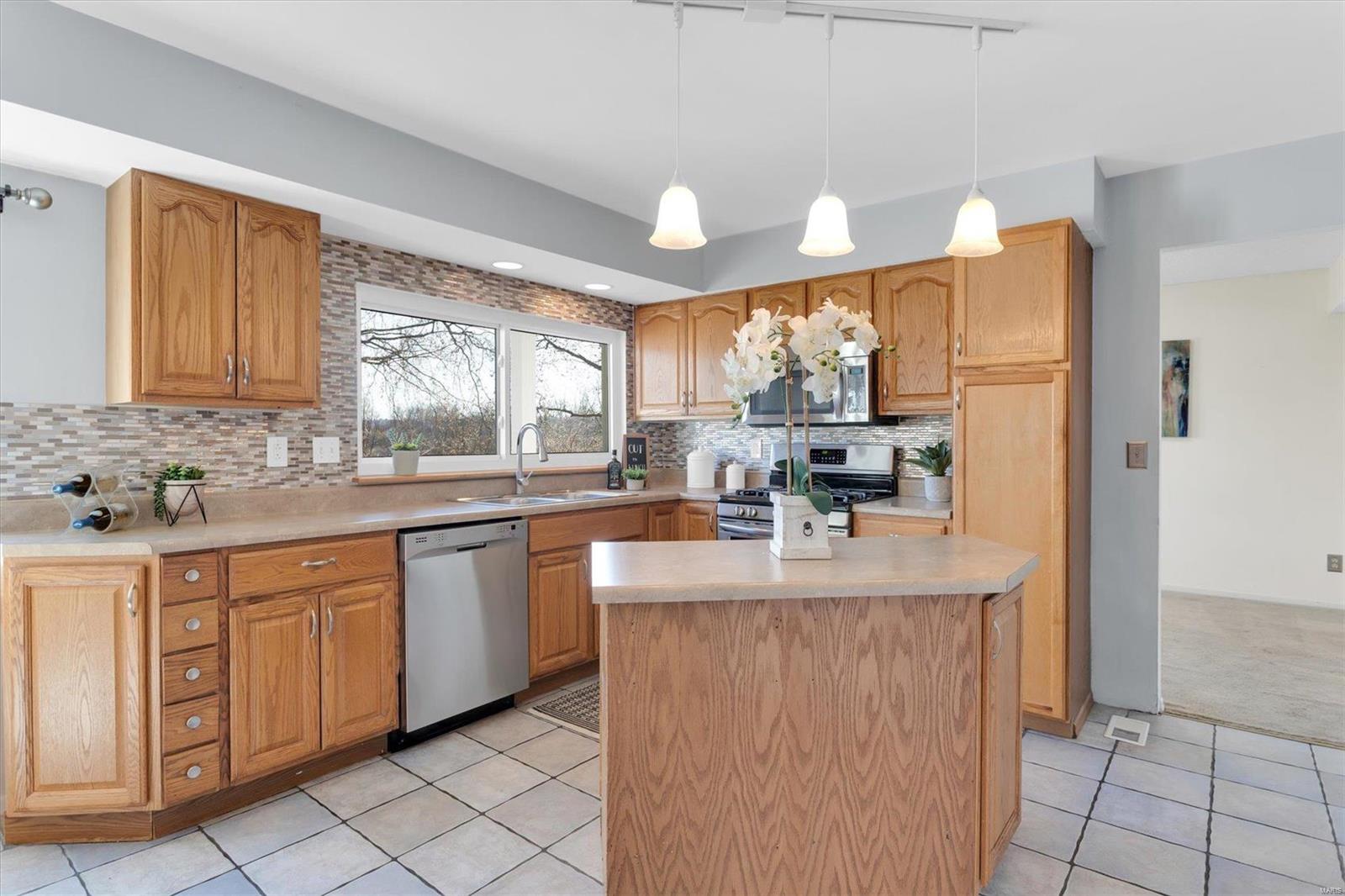 1255 Stephenridge Drive Property Photo 13