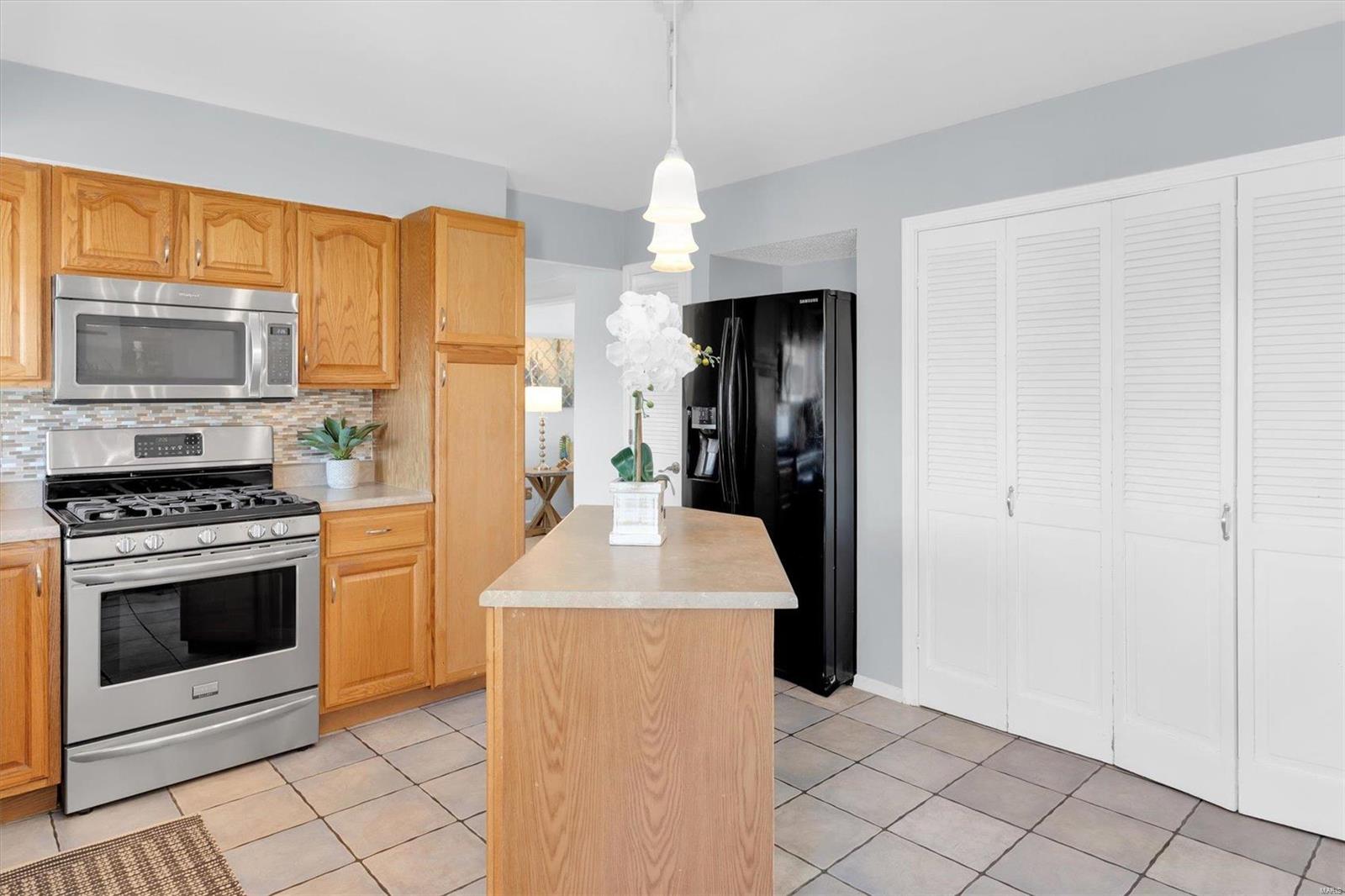 1255 Stephenridge Drive Property Photo 16