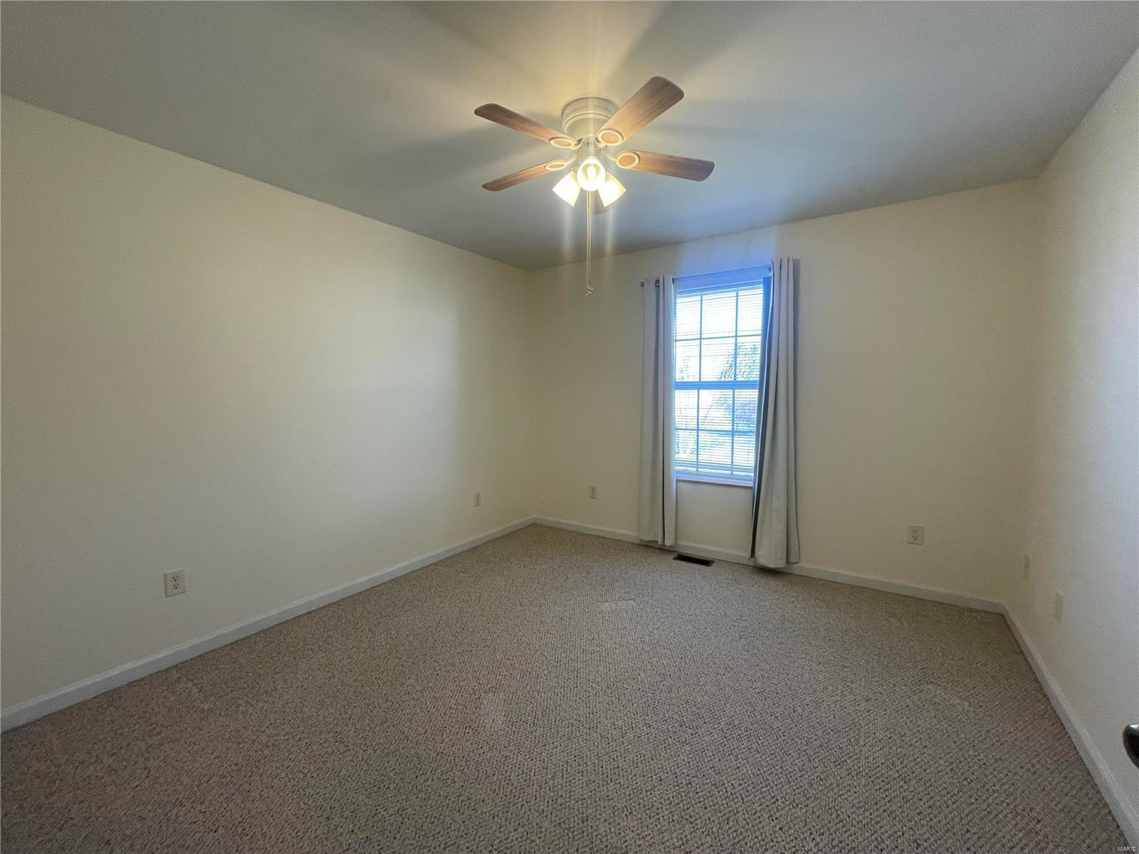 582 Frost Acres Property Photo 9