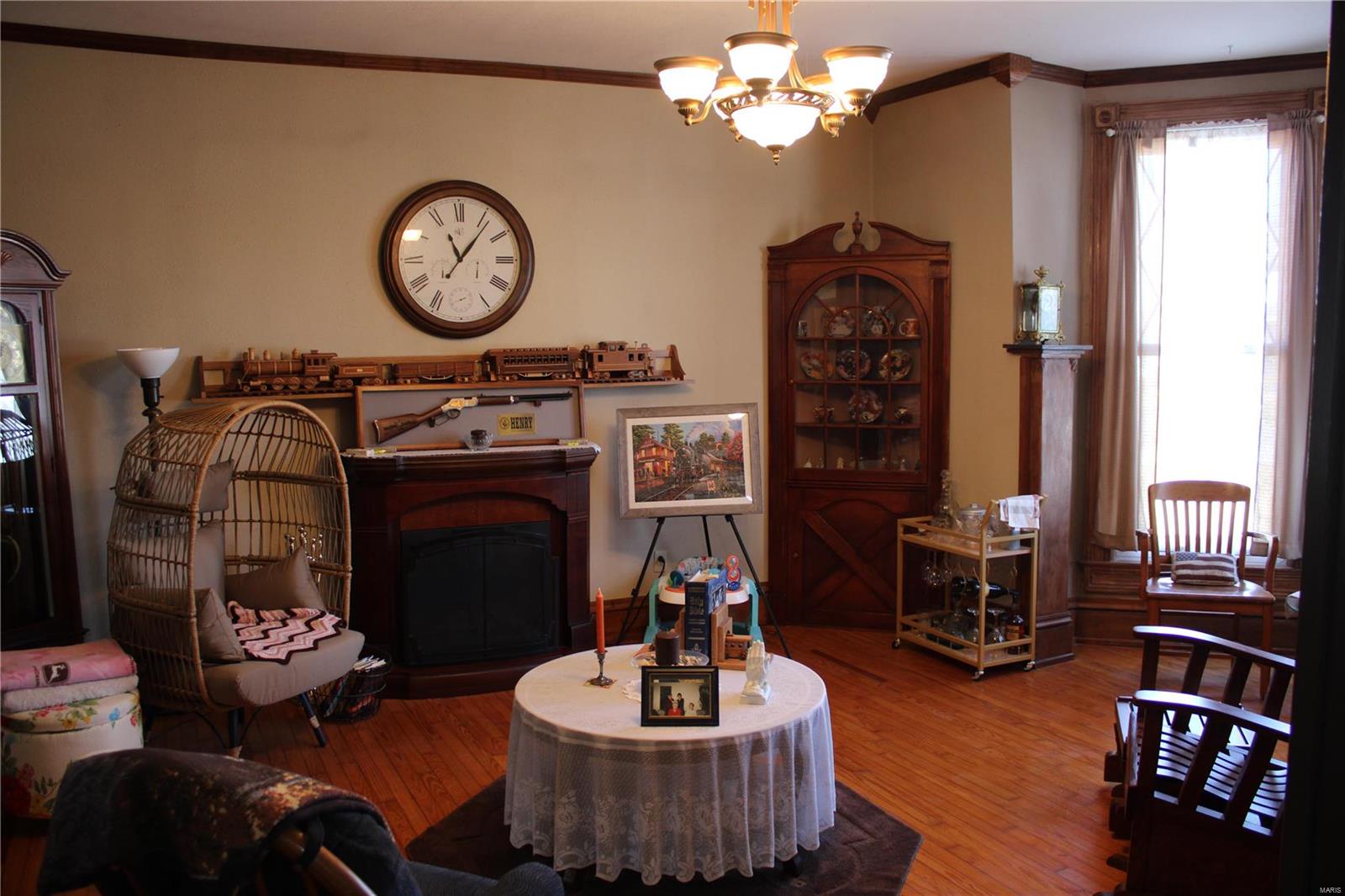 327 W. Locust St. Property Photo 18