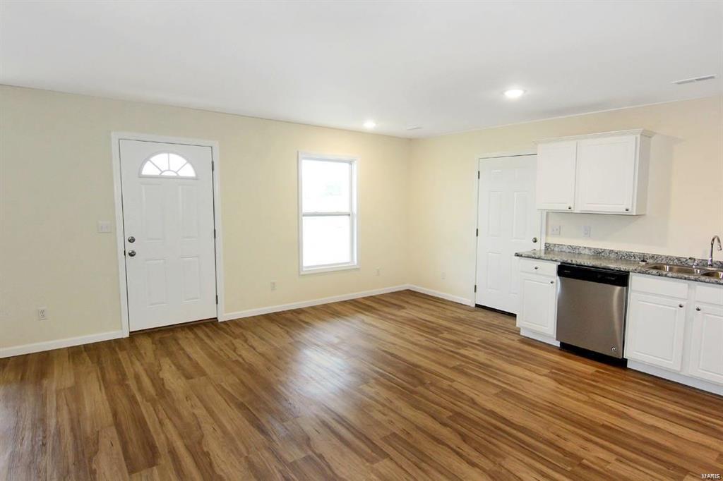 1566 Allenview Dr. Property Photo 4