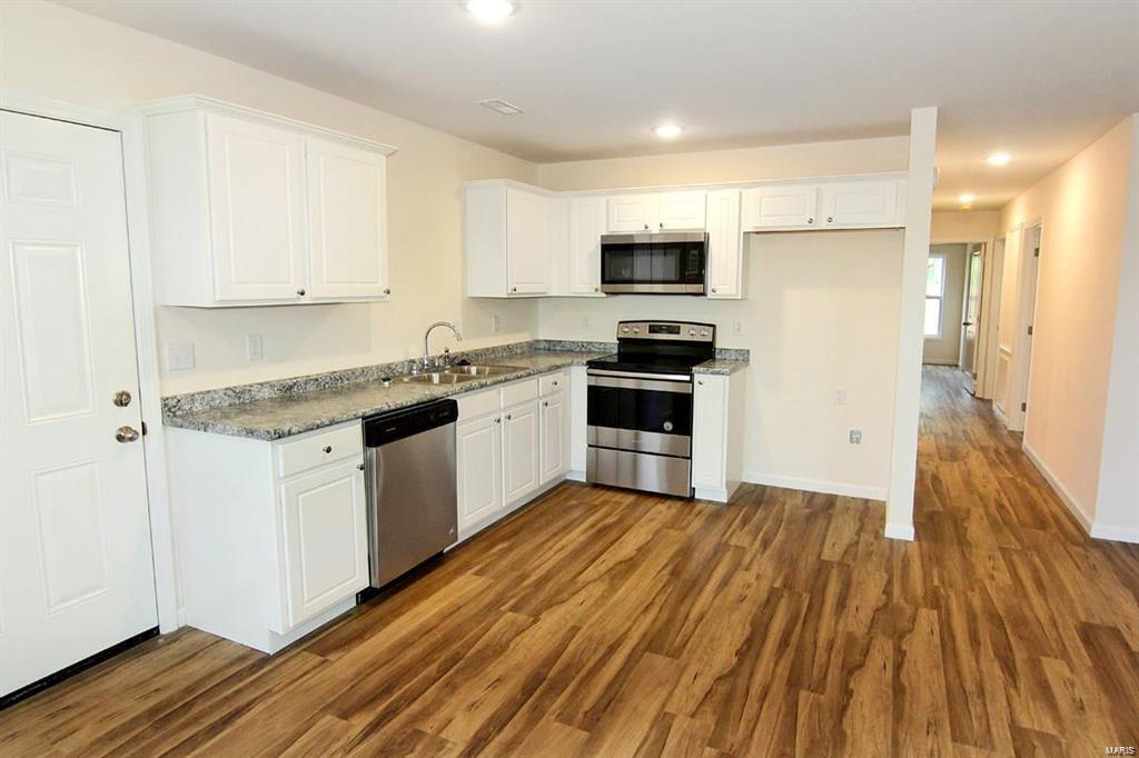 1566 Allenview Dr. Property Photo 5