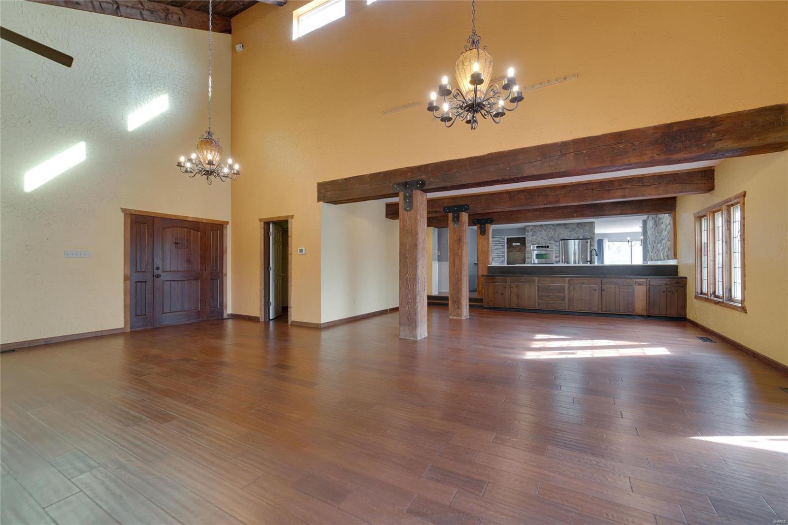 4550 Fort Hill Trail Property Photo 3