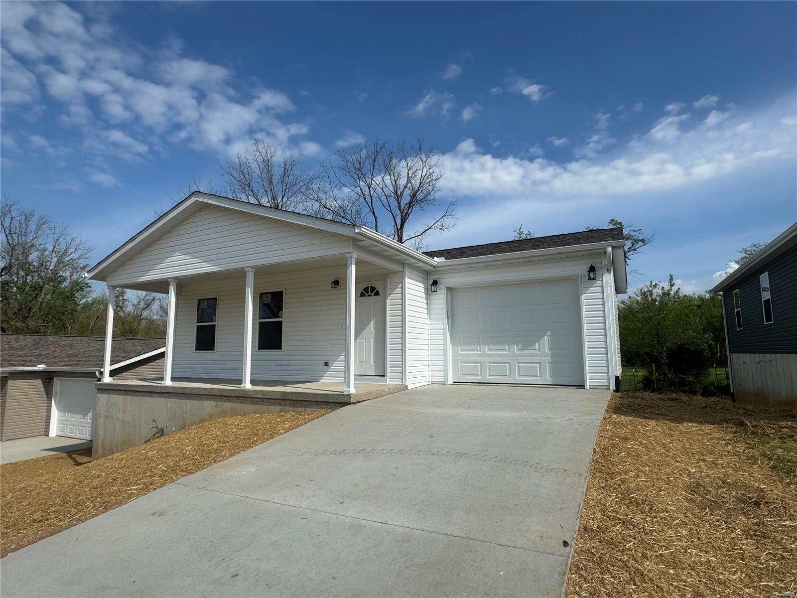 1398 Allenview Dr. Property Photo 1
