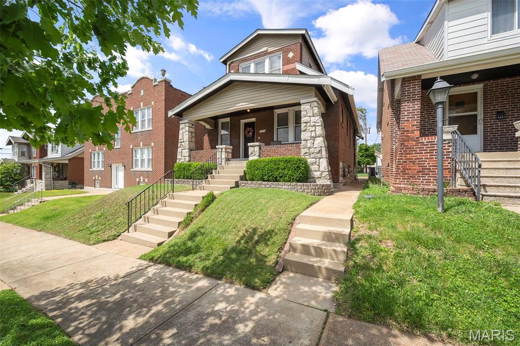 5335 Itaska Street Property Photo 1