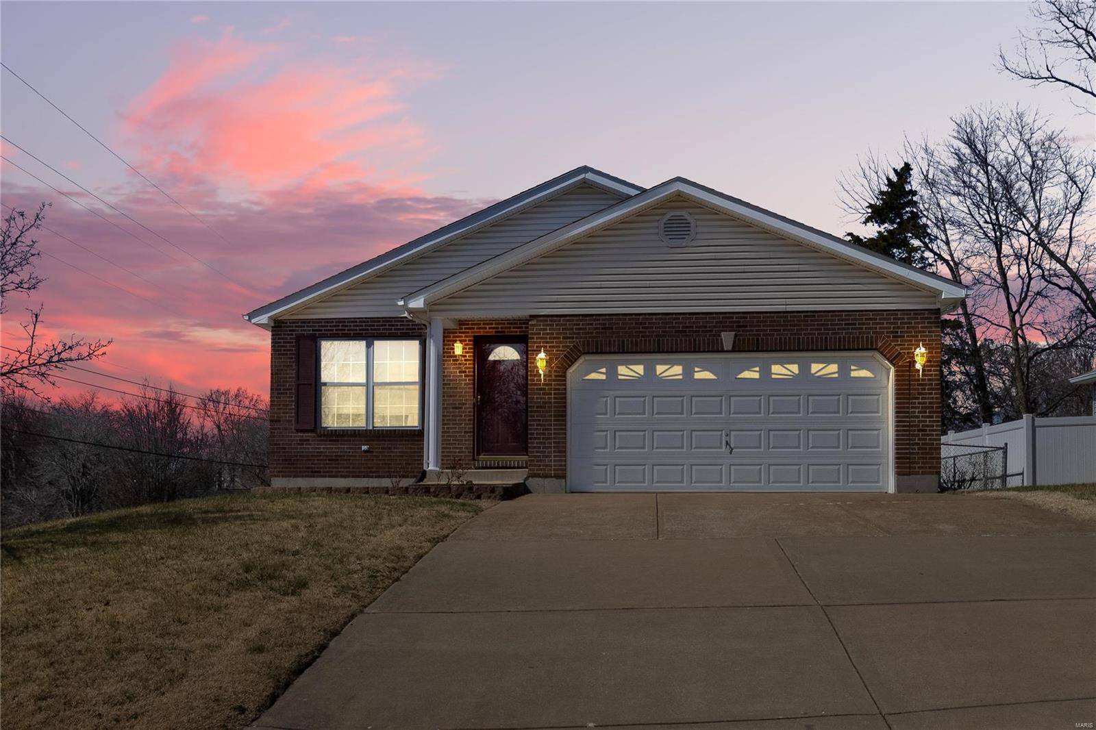 95 Holdinghausen Drive Property Photo