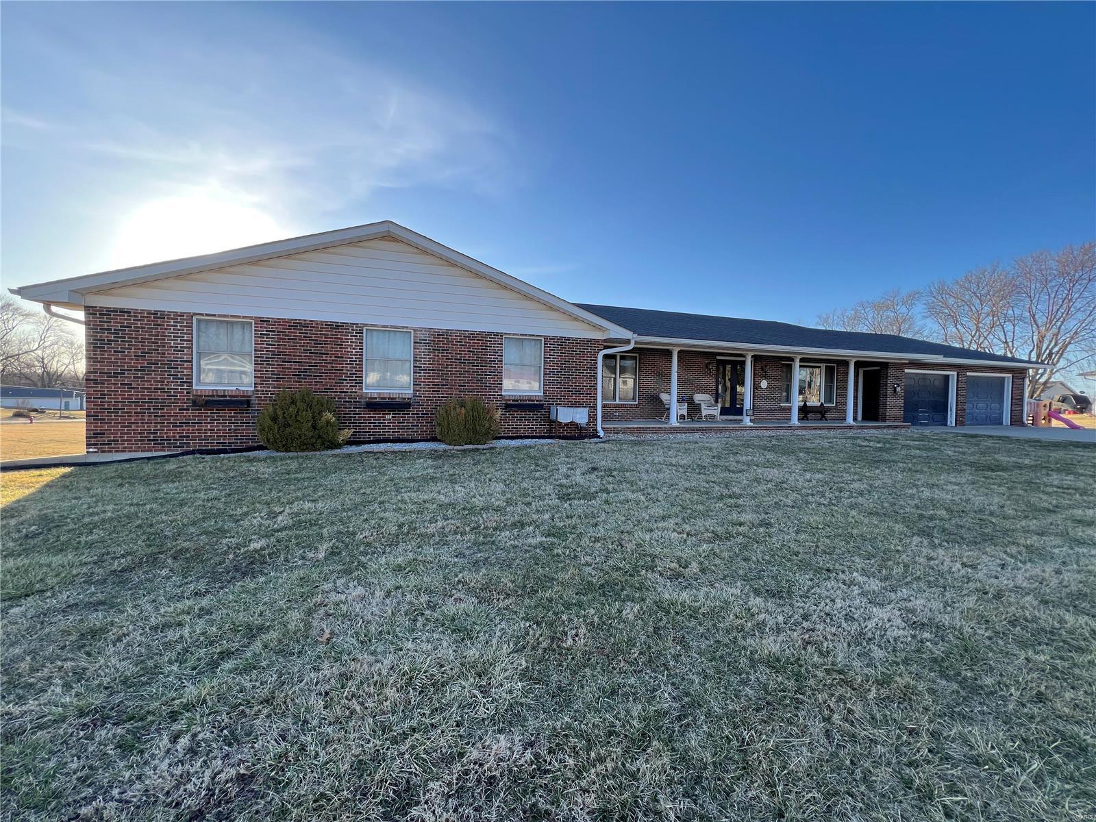 525 Baskett Street Property Photo