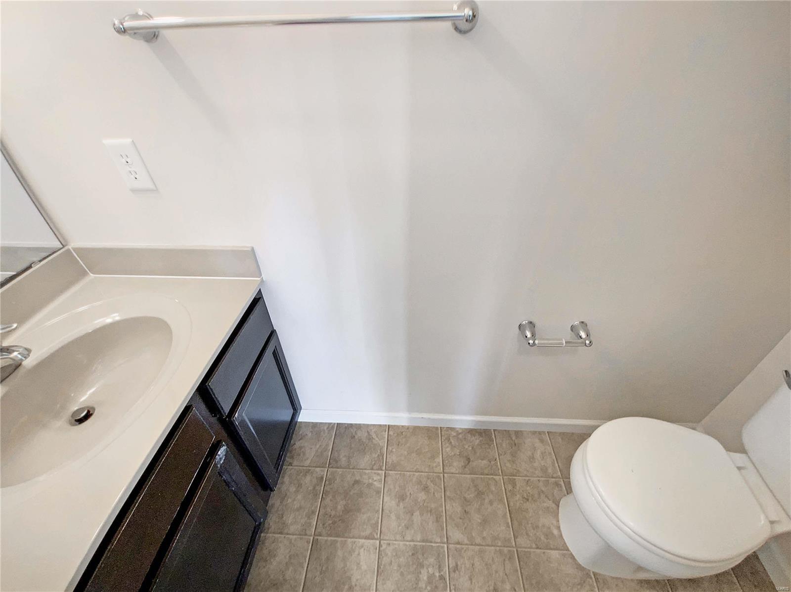 1058 Maywood Drive Property Photo 15