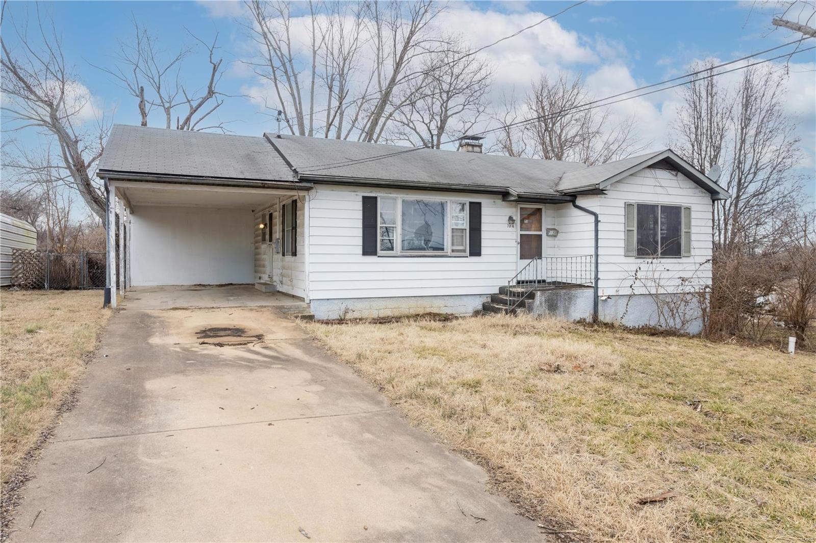 704 N 6th Street Property Photo 1