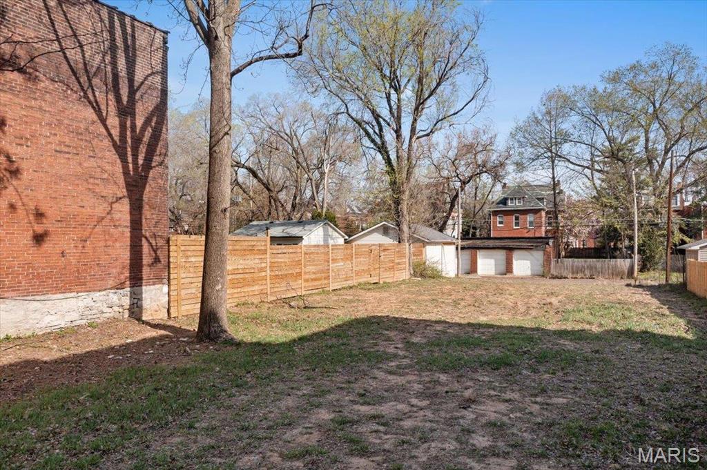 4143 Laclede Avenue Property Photo 7