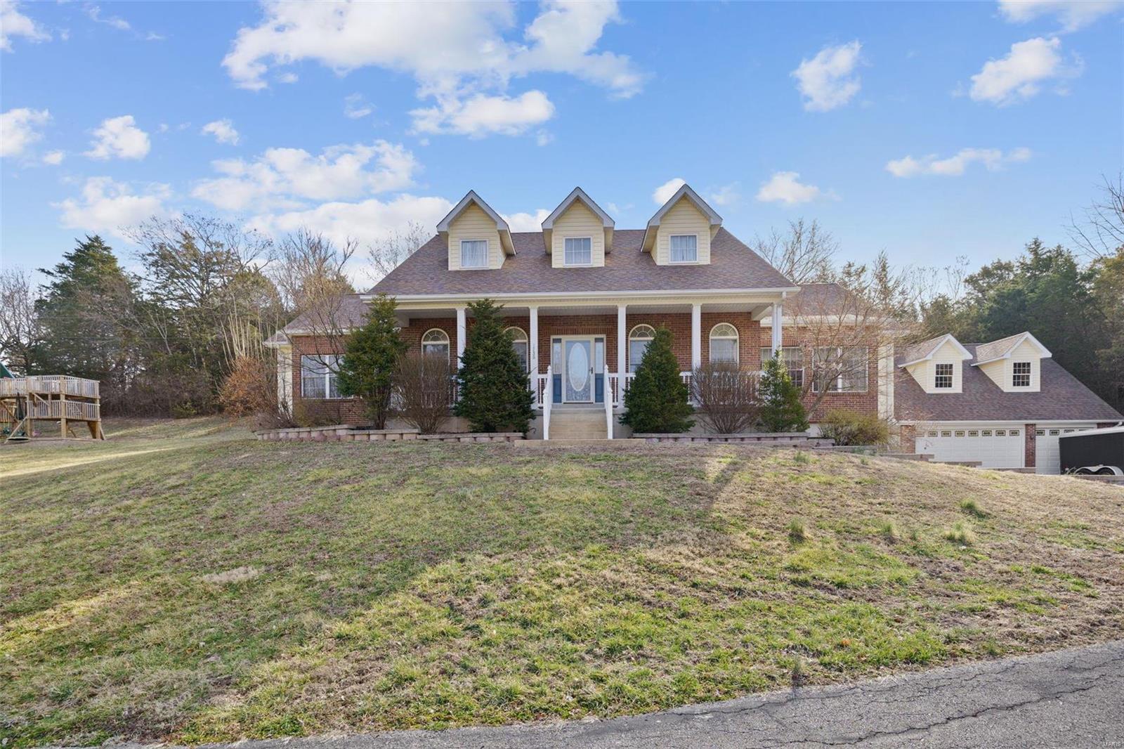 1736 Debra Lane Property Photo 3