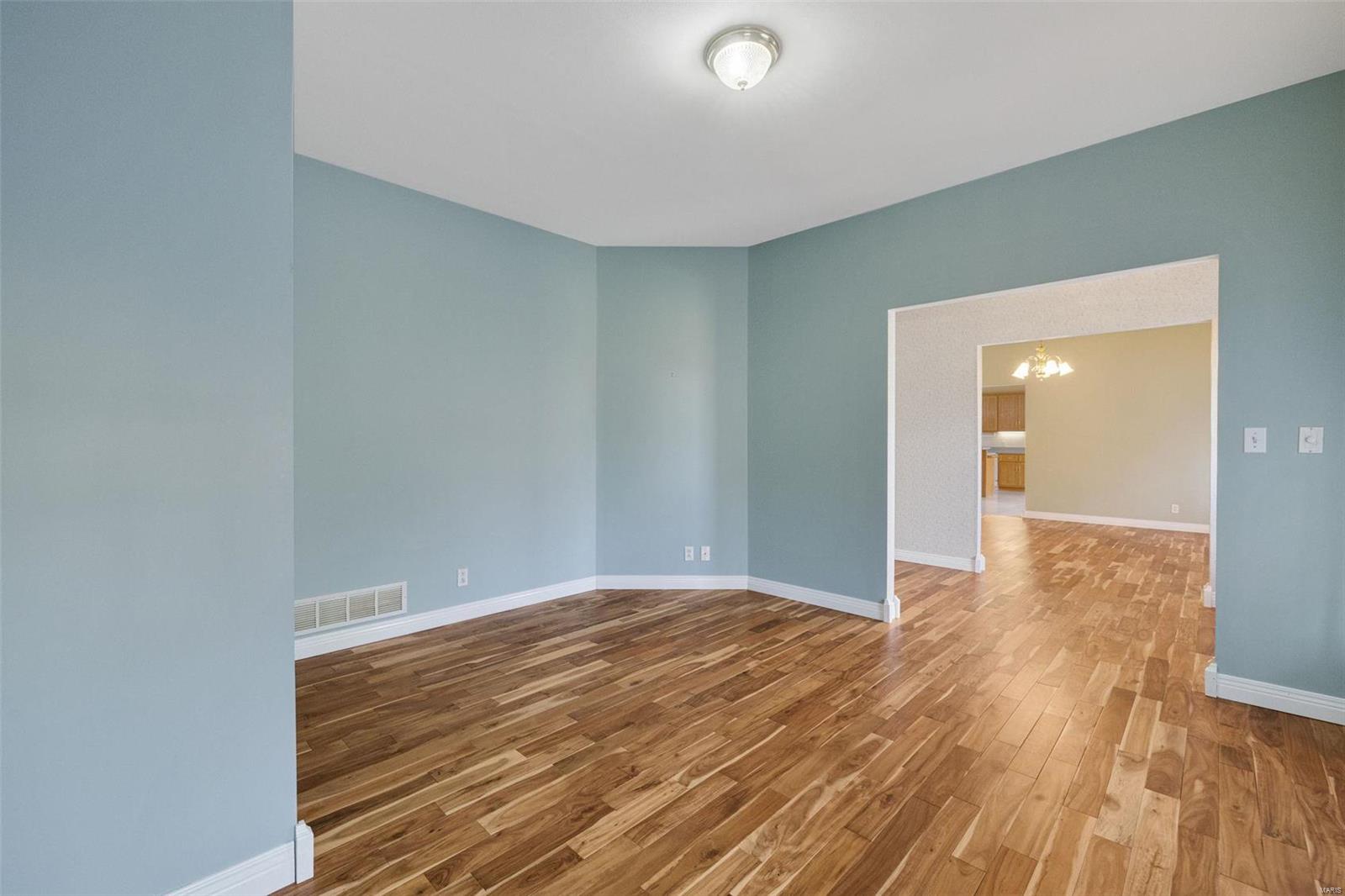 1736 Debra Lane Property Photo 8