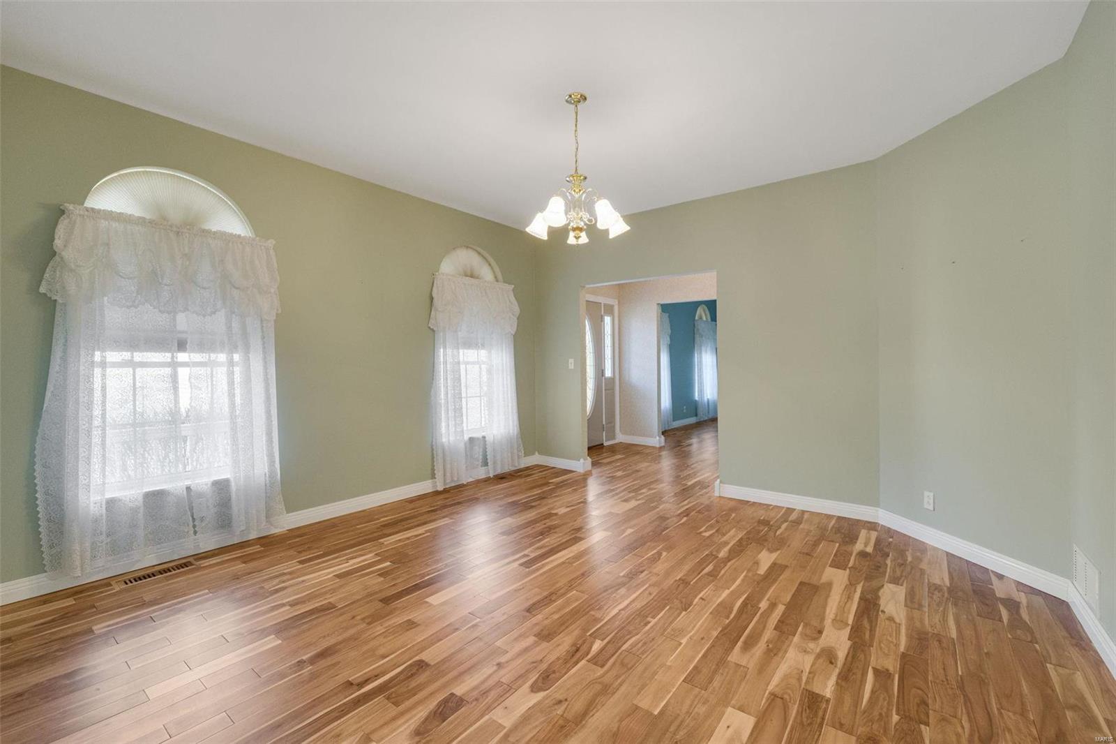 1736 Debra Lane Property Photo 10