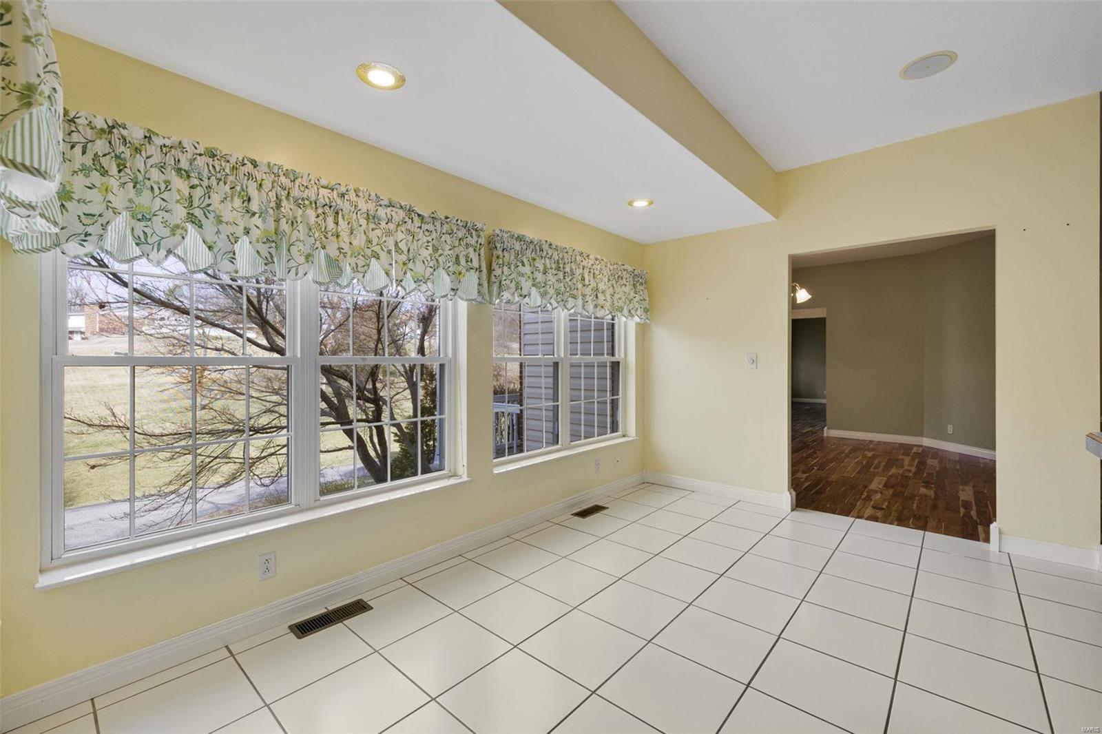 1736 Debra Lane Property Photo 11